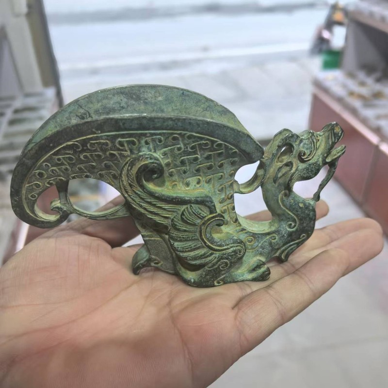 Collectible Vintage Wine - Şişe musluğu Pixiu bakır süsü, şarap