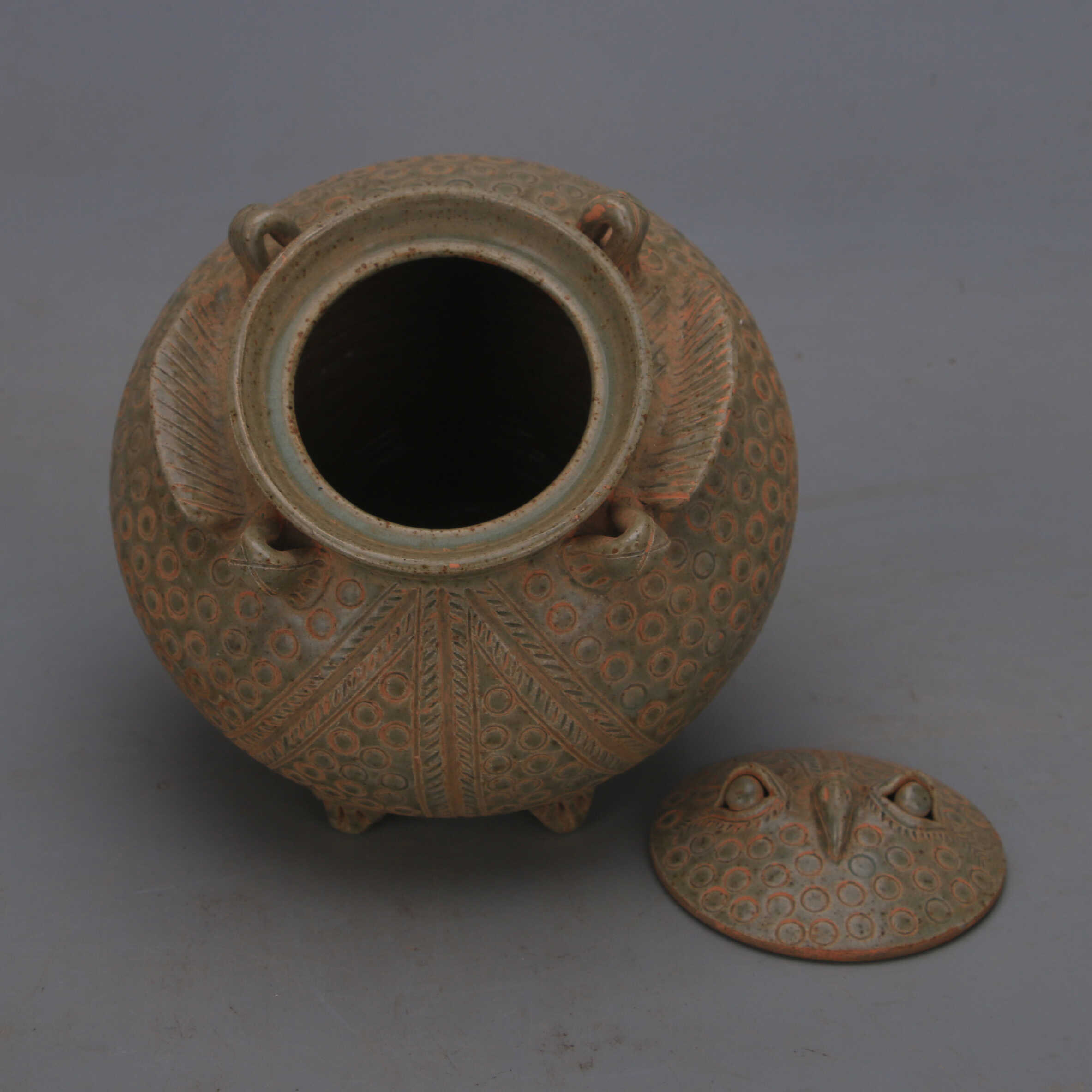 Tang Hanedanlığı Yue Seramikle - Vintage Collectible Pottery incelemesi ve fiyatı